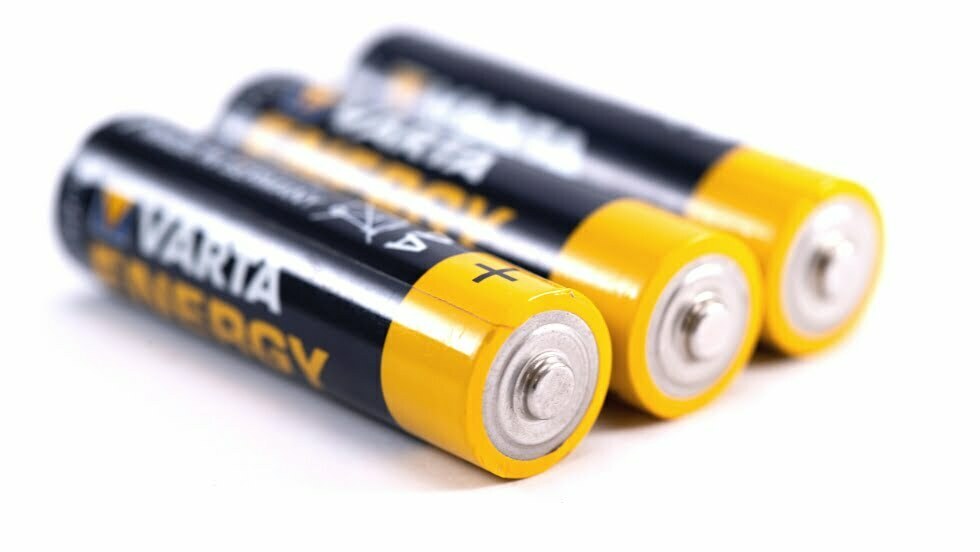 Kaolin in batteries
